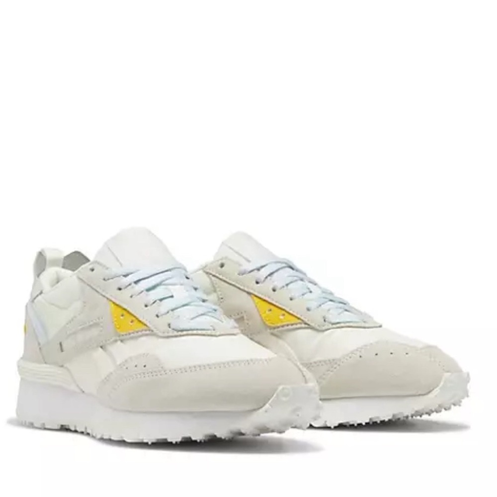 Euc Reebok lx2200